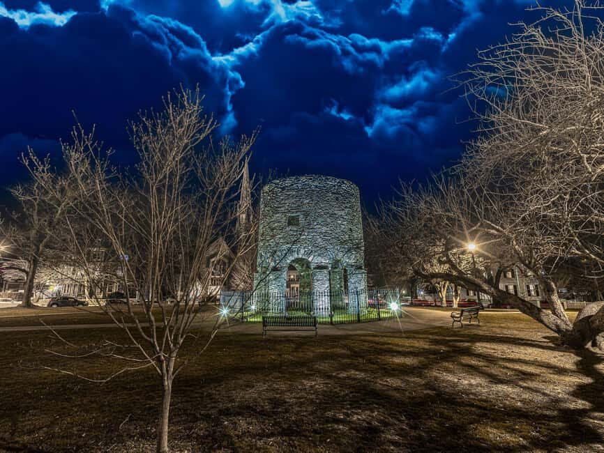 Newport Ghosts: Seaside Hauntings and Hags Tour - What to Expect from the Newport Ghosts Tour