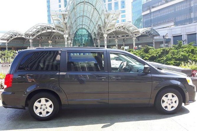 Niagara Falls Airport (IAG) Transportation - Why This Service Might Be a Good Fit