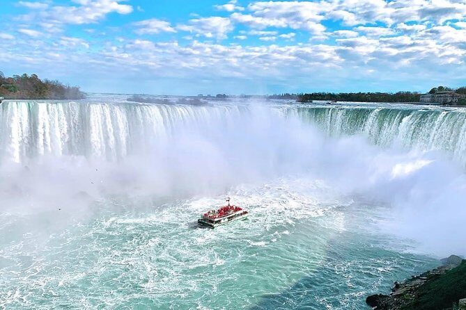Niagara Falls Canada 3-Hour Tour w/Boat & Behind the Falls - What We Love About This Tour