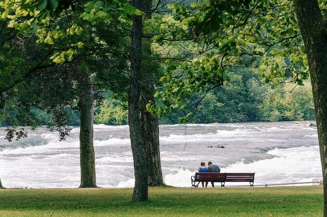 Niagara Falls Day and Evening Tour With Boat Cruise & Dinner (optional) - Transport and Group Size