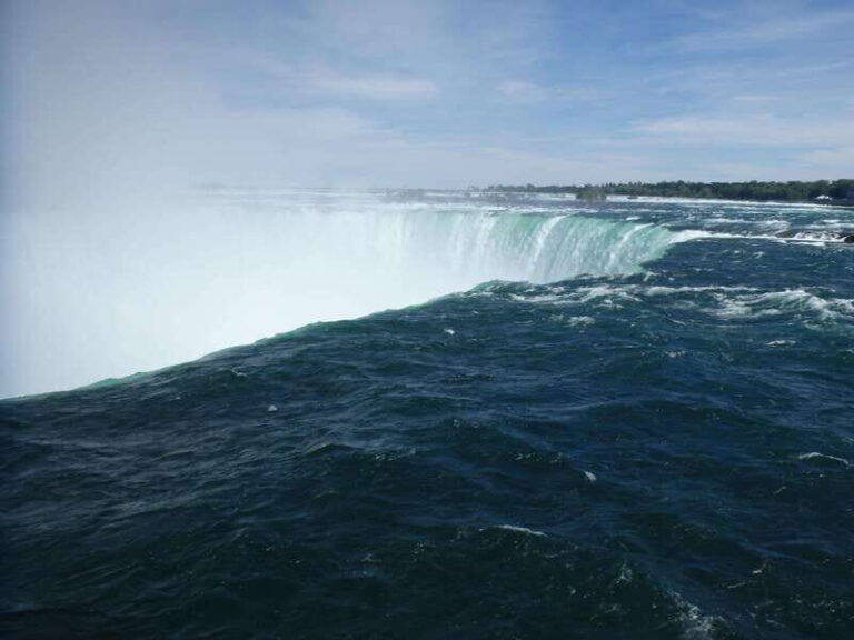 Niagara Falls, Ontario: Day tour starting in Toronto - Practical Tips for Your Day Trip