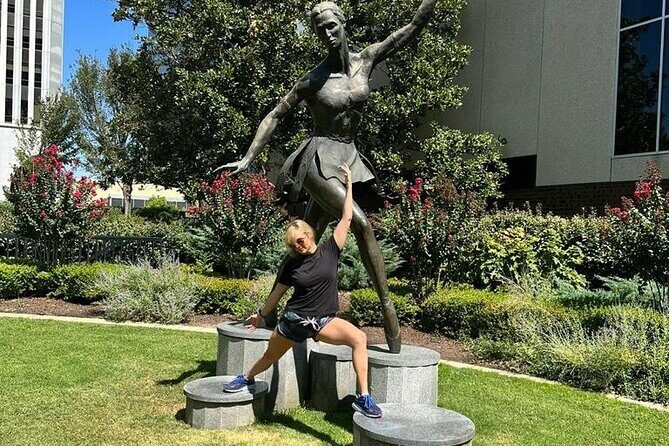 Nutty New London Scavenger Hunt - The Stops: What You’ll See and Do