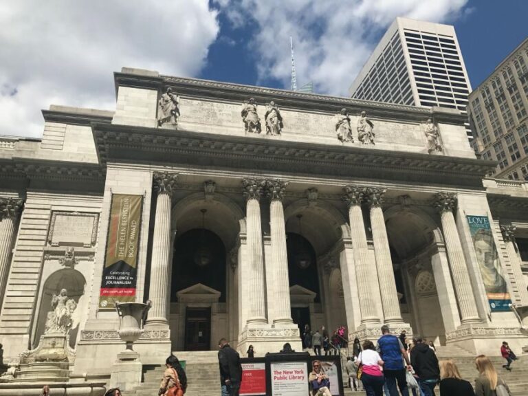 NYC | French guided tour Superheroes Midtown & Brooklyn - Who Would Love This Tour?