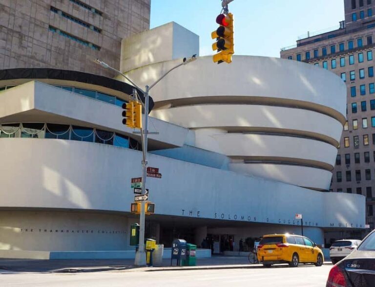 NYC: Guggenheim Ticket & Carnegie Hill Digital Tour - Adding Local Flavor with the Carnegie Hill Digital Tour