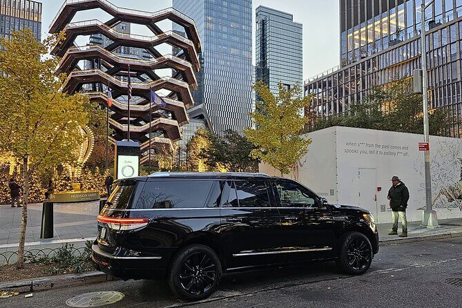 NYC Limousine Tour (New York "NYC Limo Tour" Limo, SUV Or Van ) - Who Is This Tour Best For?