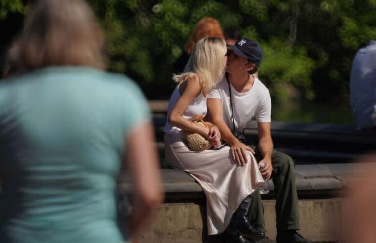 NYC: Romantic Pedicab Tour of Central Park Landmarks - The Practical Side: What You Need to Know