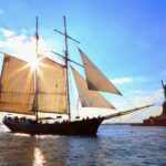 NYC: Statue of Liberty Day Sail with Onboard Bar - Why It’s a Great Choice for Travelers