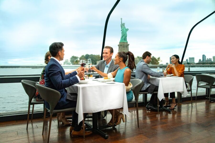 NYC: Thanksgiving Gourmet Lunch or Dinner Harbor Cruise - The Food and Beverage Experience