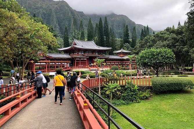 Oahu Circle Island Tour with Byodo-In Temple Admission - What the Reviews Say