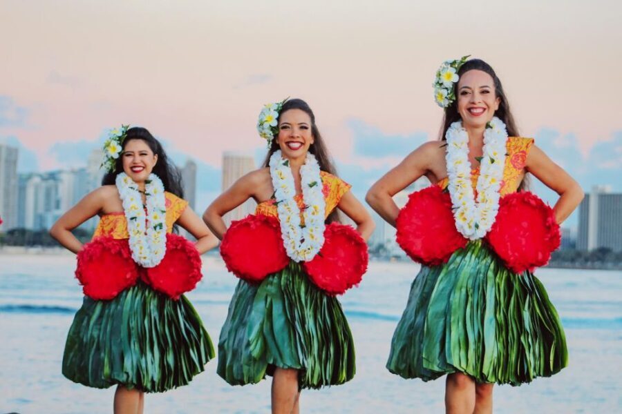 Oahu: Ka Moana Luau Dinner and Show at Aloha Tower - What We Think About the Value