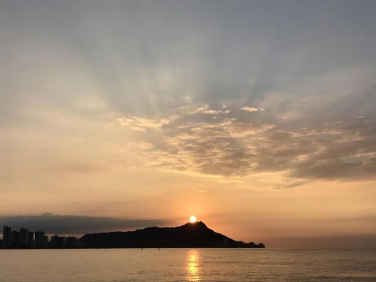Oahu : Waikiki sailing turtle snorkeling in small groups - Who Will Love This Tour?