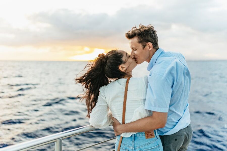 Oahu: Waikiki Sunset Catamaran Cocktail Cruise - The Itinerary and Atmosphere