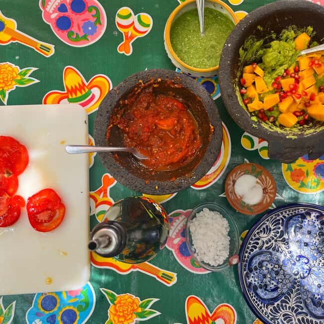 Oaxaca: 10 Mexican Salsas Cooking Class with Taco Tasting - What to Expect from the Salsa Class