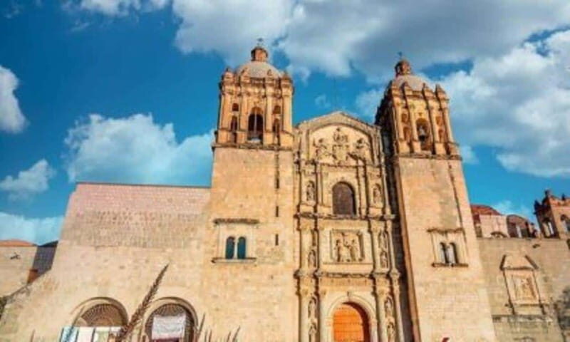Oaxaca: Private City Tour with Local Food Buffet - The Food Experience: A True Taste of Oaxaca