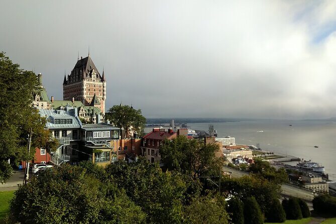 Old Quebec City Private Walking Tour : History and Nature - The Experience: What to Expect