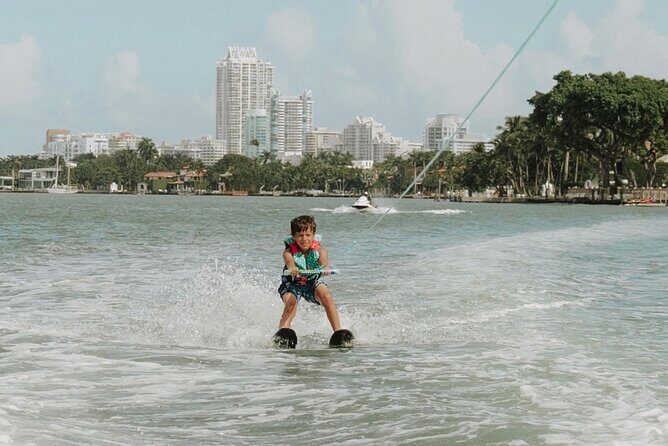 One Hour Waterskiing Lesson: Ultimate Miami Thrills - What the Reviews Say