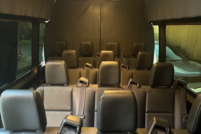 One - Way Transfer from Pier 66 to SeaTac international Airport - The Realities of the Ride