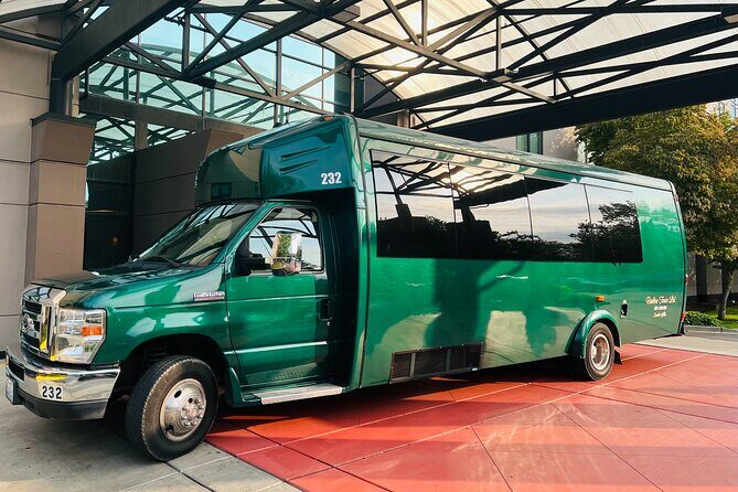 One-Way Transfer: SeaTac Airport Hotels to Seattle Piers 66 & 91 - The Booking Process and Cost Analysis