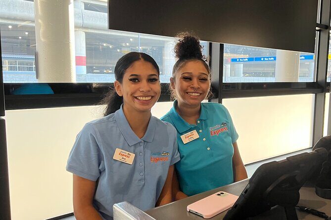 One-Way Transfer: SeaTac Airport to Seattle Piers 66 & 91 - Who Is This Transfer Best For?