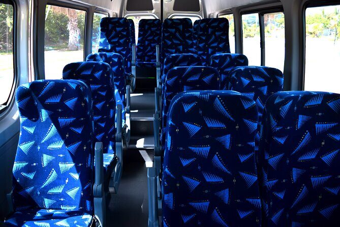 One Way Transportation from Los Cabos Airport to La Paz .8 pax - The Benefits of a Private Transfer