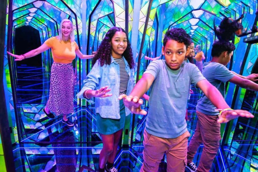 Orlando: Ripley's Mirror Maze Experience - Is It Worth the Price?