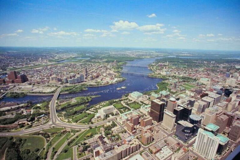 Ottawa: Private Custom Tour with a Local Guide - The Experience of a Guided Tour in Ottawa