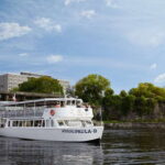 Ottawa: Sightseeing River Cruise - The Onboard Experience: Food, Drinks, and Amenities