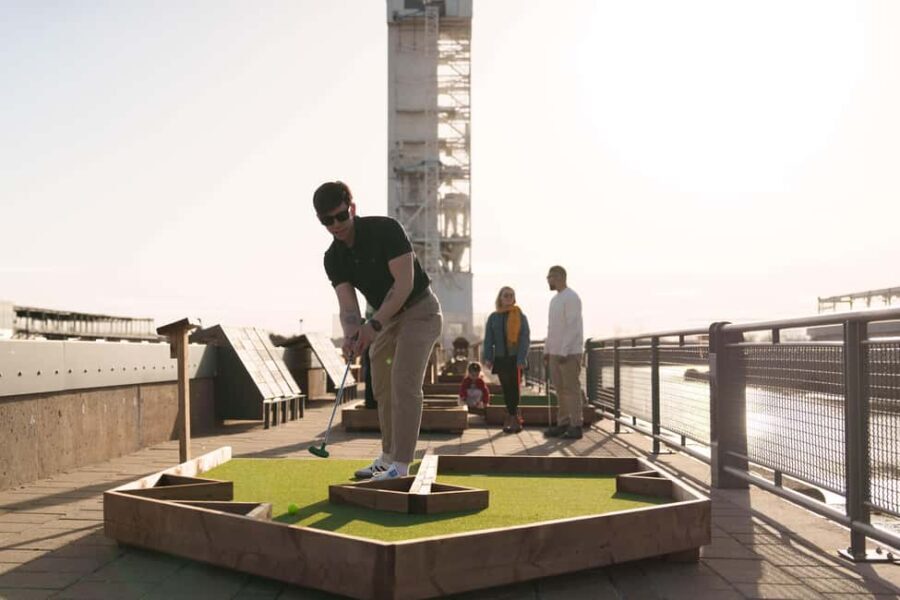 Outdoor mini golf in Montreal - Pricing and Value