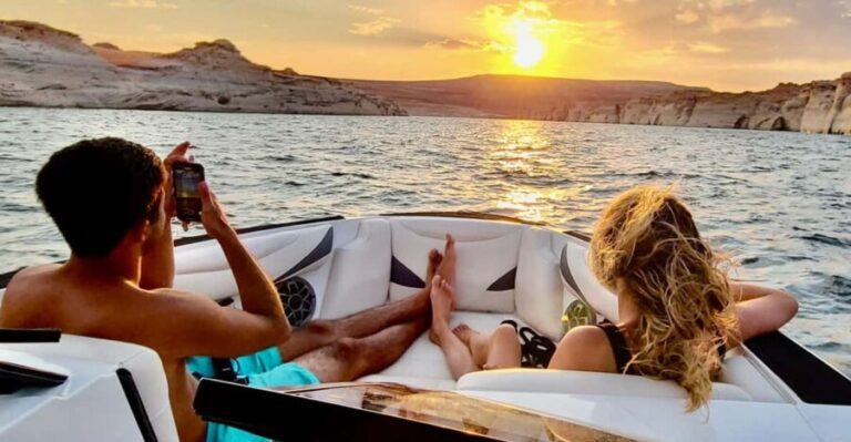 Page: Antelope Canyon Boat Tour with Lake Powell & Glen Dam - The Importance of Guides and Group Size