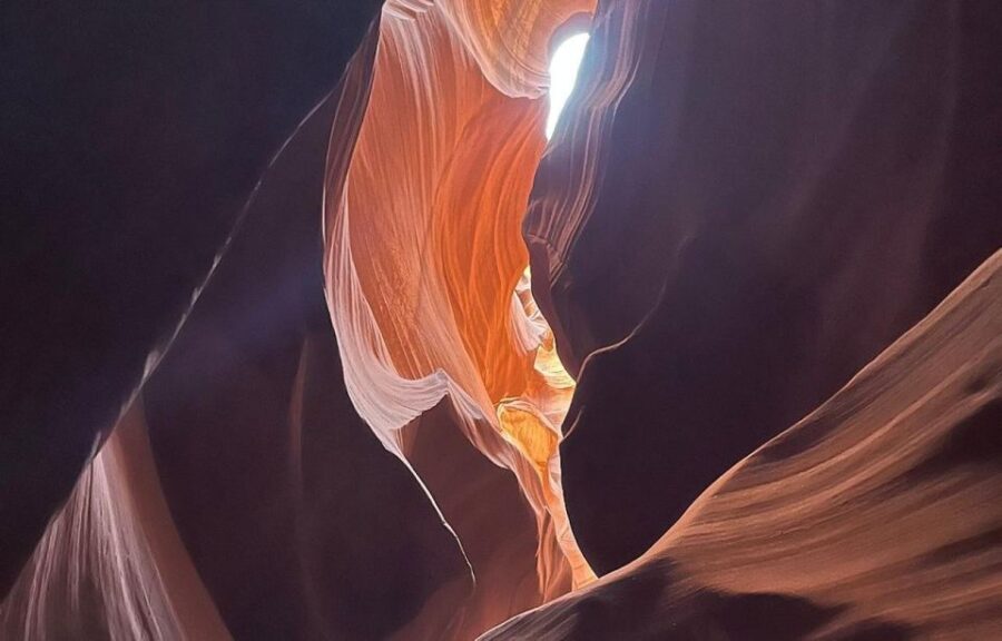Page: Upper Antelope Canyon Guided Tour - The Pros and Cons