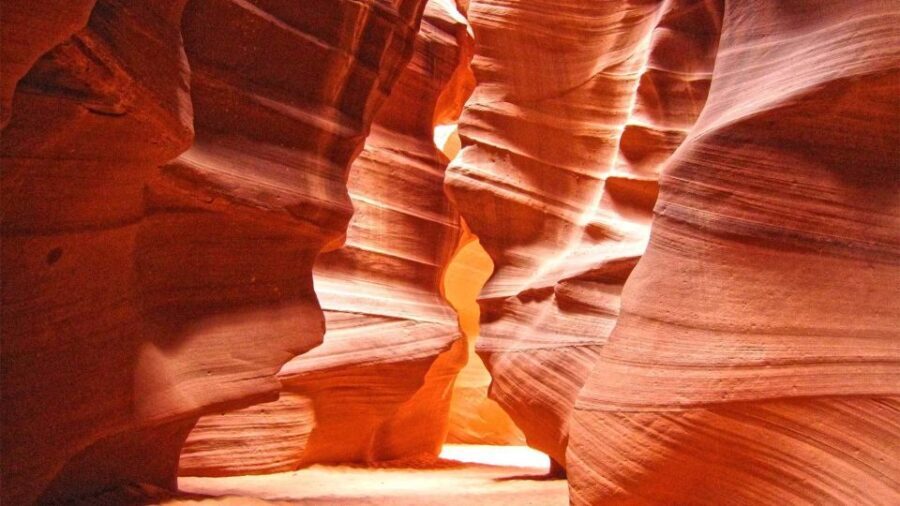 Page: Upper Antelope Canyon Tour with Navajo Guide - Pricing and Value