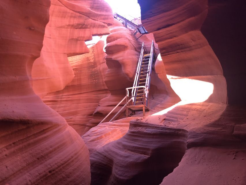 Page: Upper & Lower Antelope Canyon Combo Day Trip - What Reviewers Say