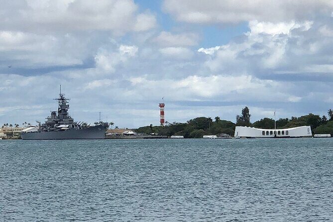 Pearl Harbor Shuttle from Waikiki - Inside Pearl Harbor — What You Can Do