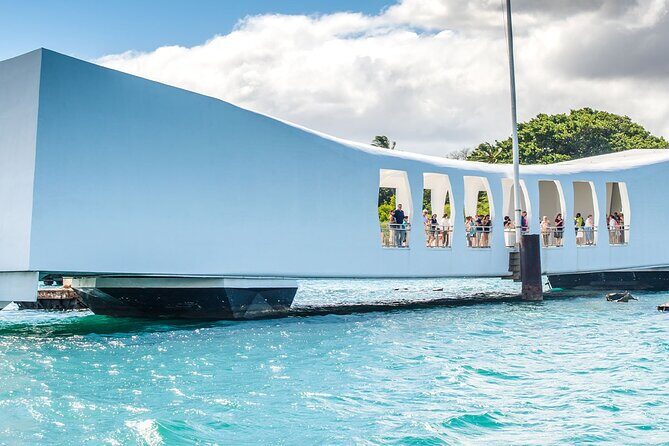 Pearl Harbor USS Arizona Memorial Tour from HNL Airport - Who Is This Tour Perfect For?