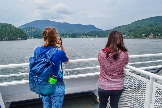 Photography, Hiking & Ferry to Bowen Island - What’s in the Price?