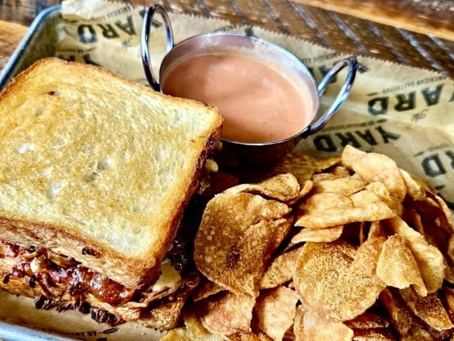 Pittsburgh Food Tour, Eat Like a Local with 6+ Tastings - A Closer Look at the Pittsburgh Food Tour Experience