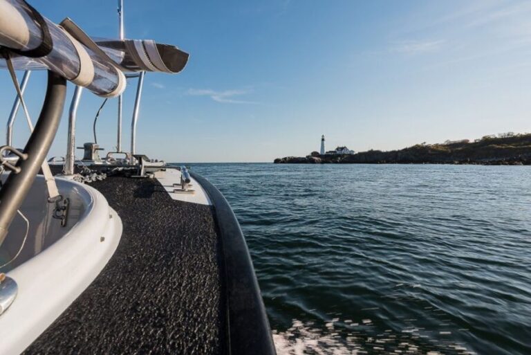 Portland: Maine Lighthouses Sightseeing Cruise with Drinks - The Itinerary in Detail