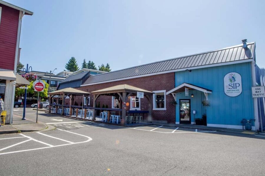 Poulsbo: Sweet Treats Walking Tour with Guide - Why This Tour Works