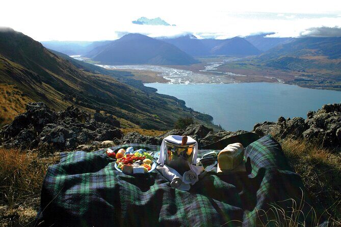 Private Champagne Picnic on a Peak with Helicopter Ride - Things to Keep in Mind