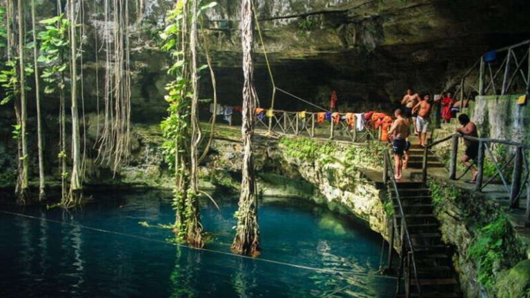 Private Chichen Itza Tour - Exploring Chichen Itza