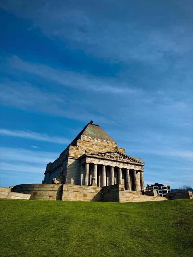 Private: Explore Melbourne CBD & Brighton Beach Boxes. - Heritage and History at Princess Theatre & Fitzroy Gardens