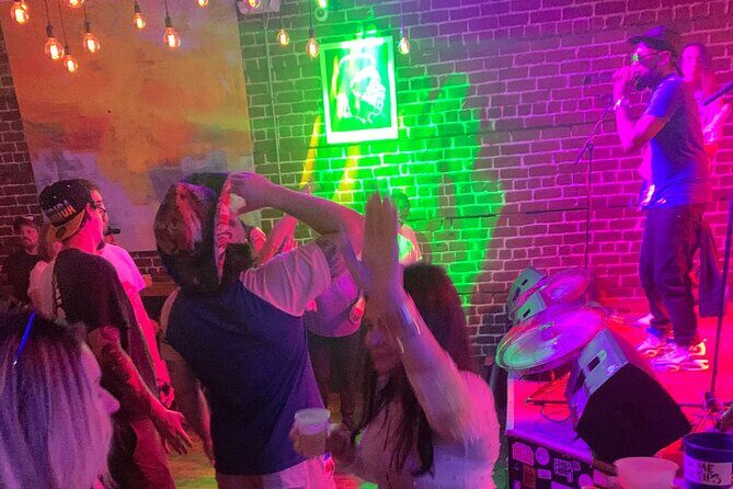 Private Ghosts, History and Scandals Pub Crawl in Old Savannah - What’s Included and What’s Not