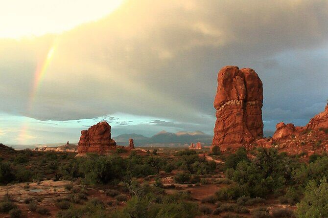 Private Guided Hike in Arches National Park - A Deep Dive into the Experience