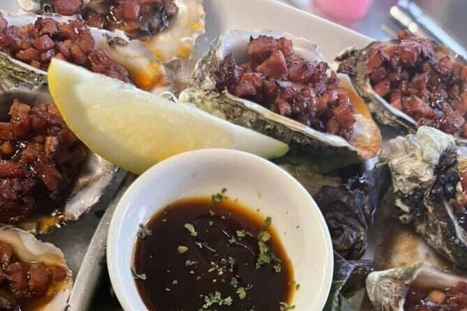 Private Helicopter Outback Pub Tour with Lunch - The Value of the Experience