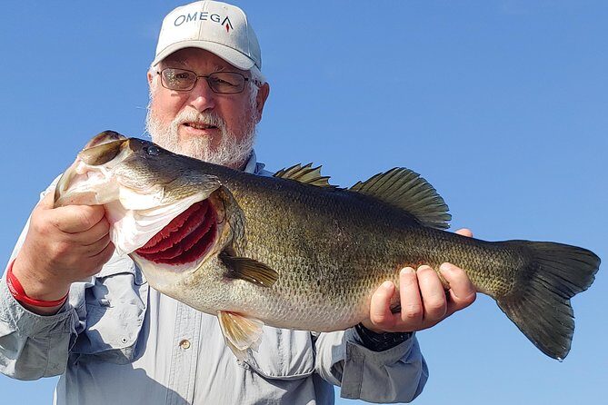 Private Lake Tohopekaliga Fishing Charter near Orlando - What’s Included and What’s Not?