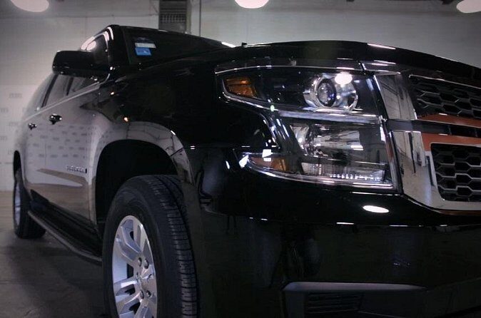 Private Luxury 6-Pax SUV Limo Transfer from or to Chicagoland Airport and Suburb - Why This Service Is a Good Match for Travelers