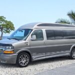 Private Luxury Luau Transportation - Who Is This Service Best For?