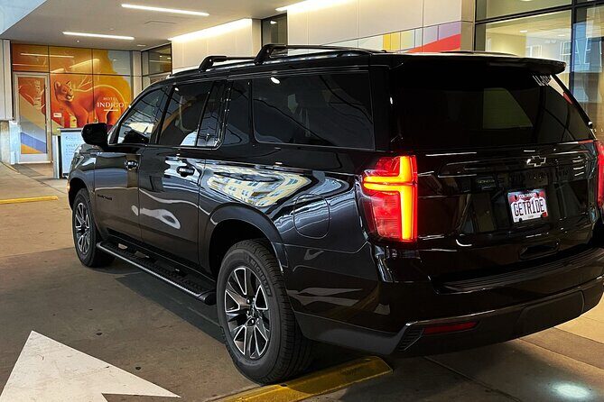 Private Luxury Transportation between Denver and Denver Airport - FAQ