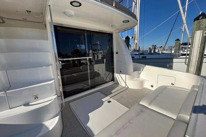 Private Luxury Yacht Cruise Tour in Miami Beach and Biscayne Bay - Is It Worth the Price?