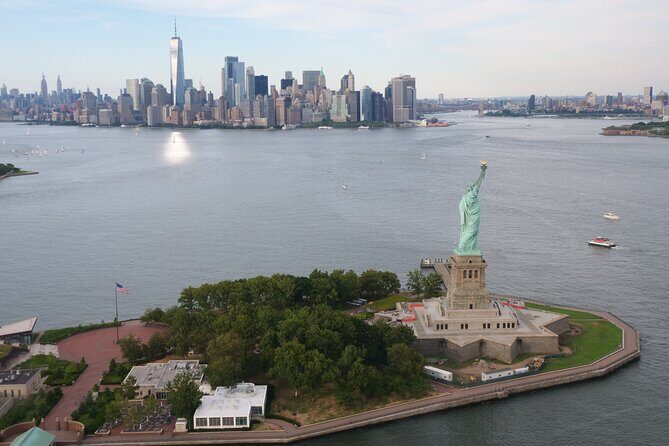 Private New York City Helicopter Tour for 2-6 from Westchester - Who Would Love This Tour?